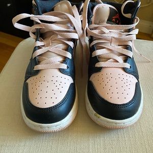 Nike Jordan 1 Mid Atmosphere Black Infrared